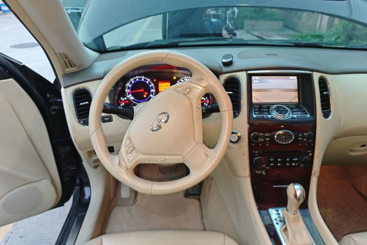Used Infiniti EX 2010 EX25 Luxury Edition Steering Wheel