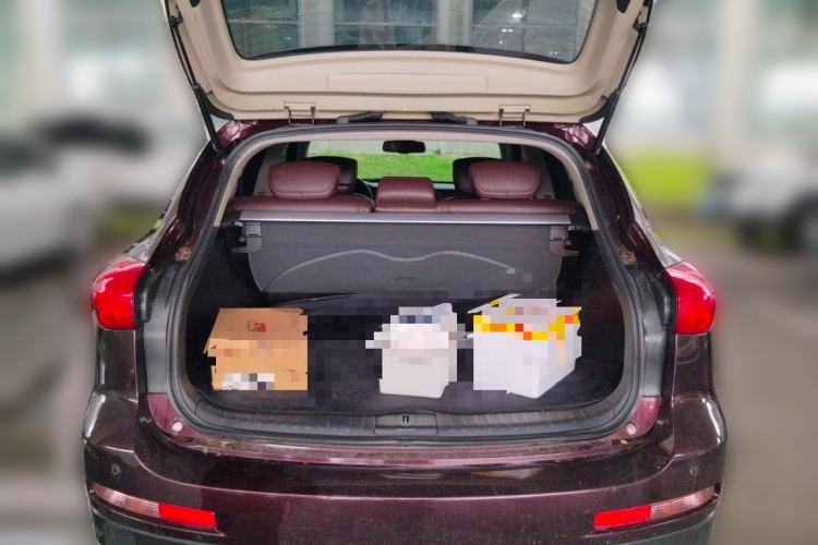 Used Infiniti EX 2010 EX25 Luxury Edition Trunk