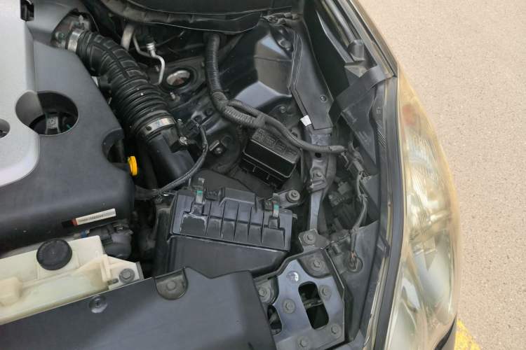 Used Infiniti EX 2011 EX25 Luxury Edition Engine Bay Left