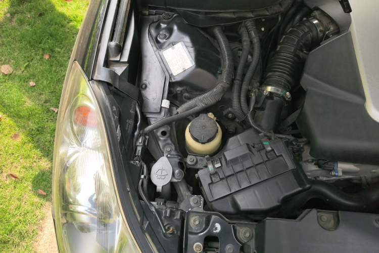 Used Infiniti EX 2011 EX25 Luxury Edition Engine Bay Right