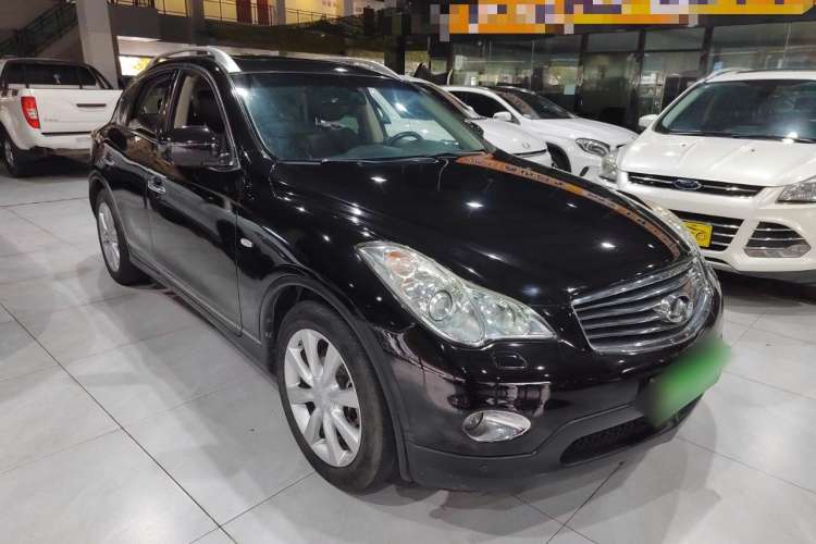 Used Infiniti EX 2011 EX25 Elegant Edition Front Right 45 Deg