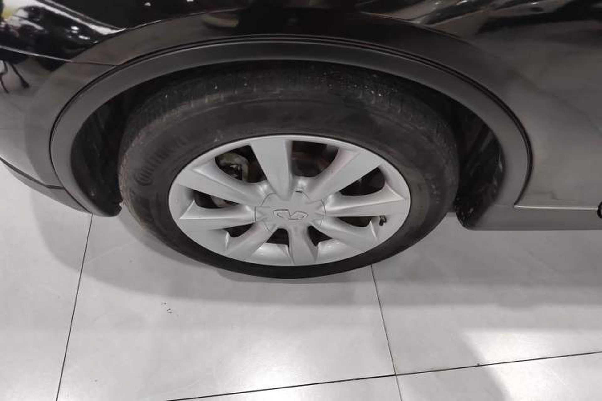 Used Infiniti EX 2011 EX25 Elegant Edition Left Front Wheel Hub