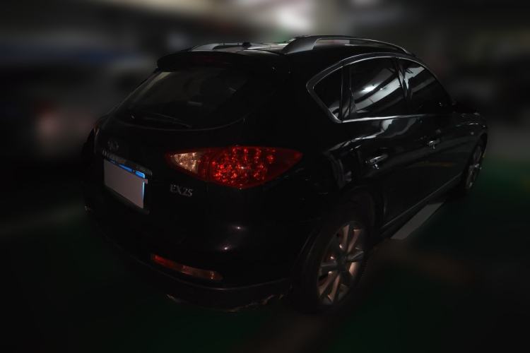 Used Infiniti EX 2011 EX25 Elegant Edition Rear Right 45 Deg