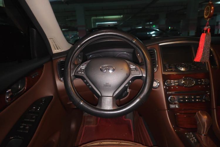 Used Infiniti EX 2011 EX25 Elegant Edition Steering Wheel