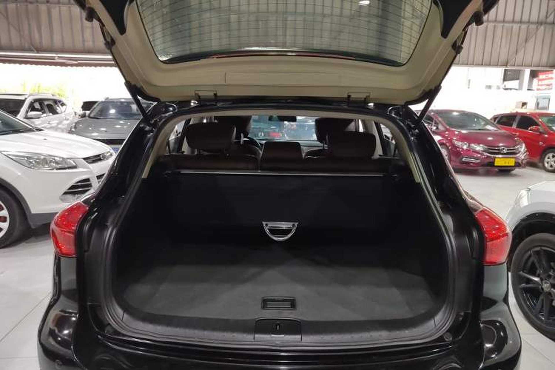 Used Infiniti EX 2011 EX25 Elegant Edition Trunk