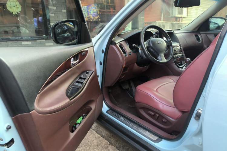Used Infiniti EX 2011 EX25 Luxury Edition Driver Seat