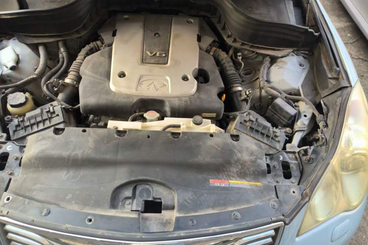 Used Infiniti EX 2011 EX25 Luxury Edition Engine Bay Left