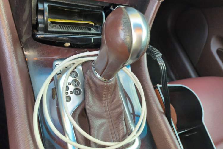 Used Infiniti EX 2011 EX25 Luxury Edition Gear Lever