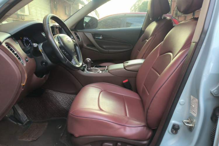 Used Infiniti EX 2011 EX25 Luxury Edition Left Front Seat