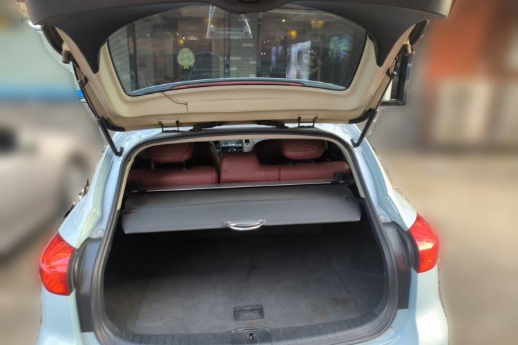 Used Infiniti EX 2011 EX25 Luxury Edition Trunk
