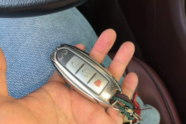 Used Infiniti EX 2011 EX25 Luxury Edition Vehicle Key