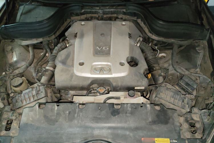 Used Infiniti EX 2011 EX25 Elegant Edition Engine Bay