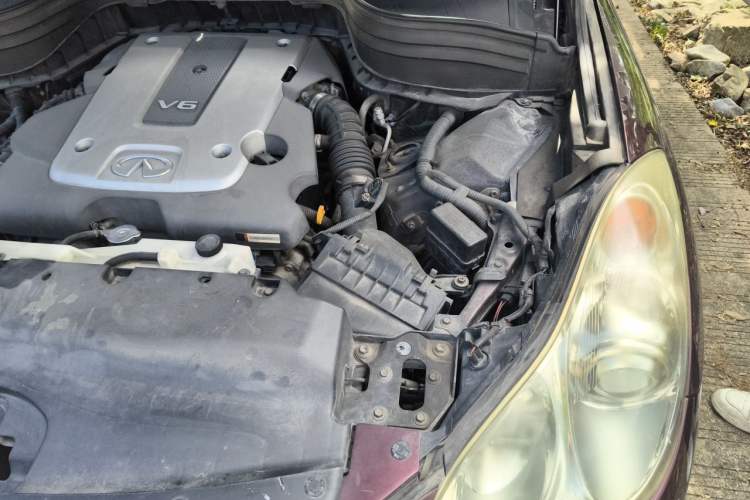 Used Infiniti EX 2011 EX25 Elegant Edition Engine Bay Left