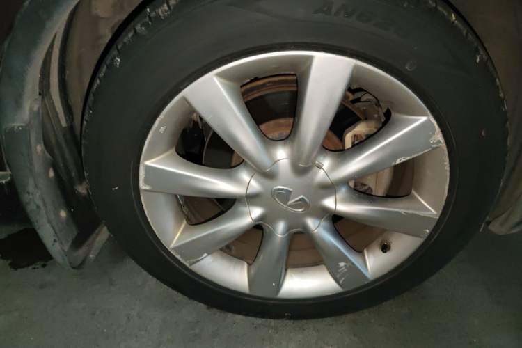 Used Infiniti EX 2011 EX25 Elegant Edition Right Front Wheel Hub