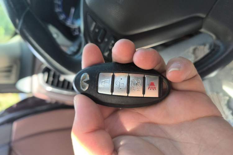 Used Infiniti EX 2011 EX25 Elegant Edition Vehicle Key