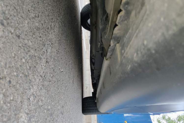 Used Infiniti EX  Chassis Front Right