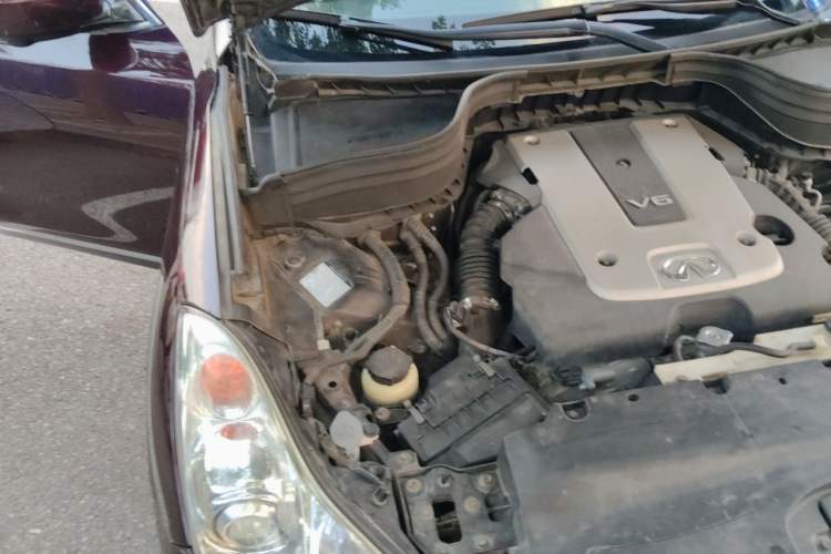Used Infiniti EX  Engine Bay Right