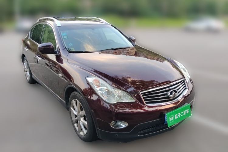 Used Infiniti EX  Front Right 45 Deg