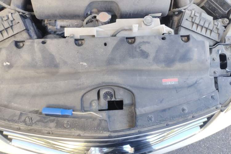Used Infiniti EX  Engine Bay