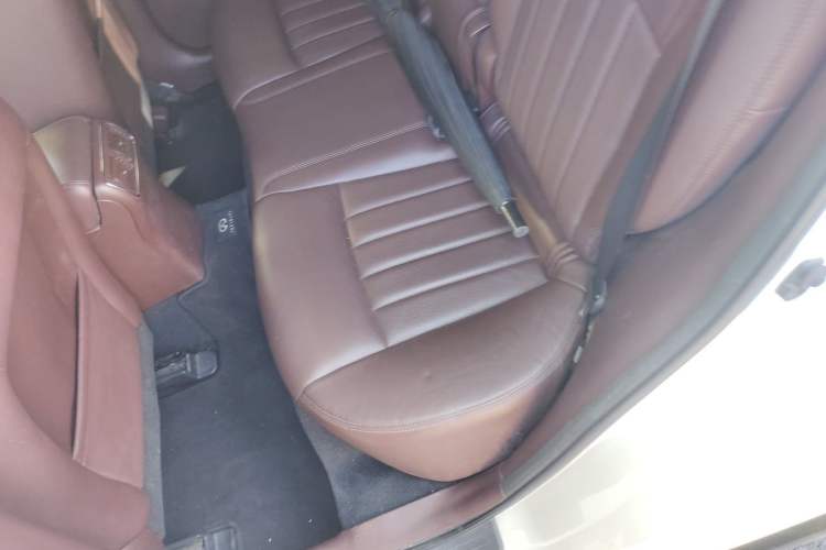 Used Infiniti EX  Left Rear Seat