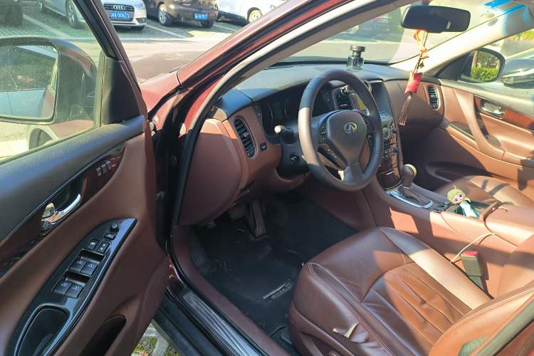 Used Infiniti EX 2011 EX25 Luxury Edition Driver Seat