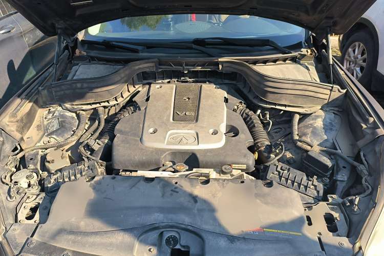 Used Infiniti EX 2011 EX25 Luxury Edition Engine Bay
