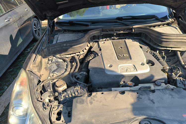 Used Infiniti EX 2011 EX25 Luxury Edition Engine Bay Right