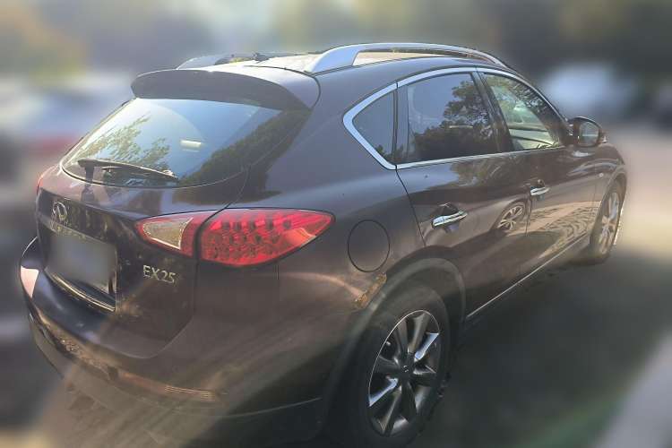 Used Infiniti EX 2011 EX25 Luxury Edition Rear Right 45 Deg