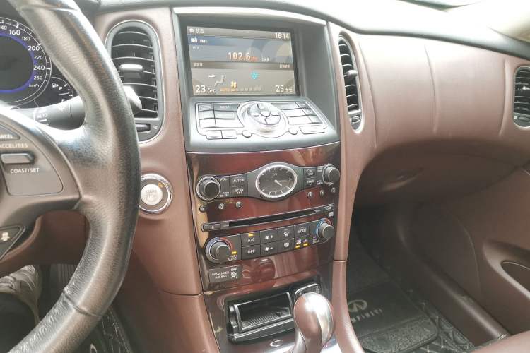 Used Infiniti EX 2011 EX25 Luxury Edition Audio And AC Panel