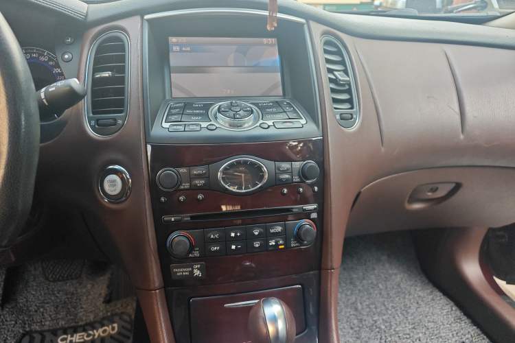 Used Infiniti EX 2011 EX25 Elegant Edition Audio And AC Panel