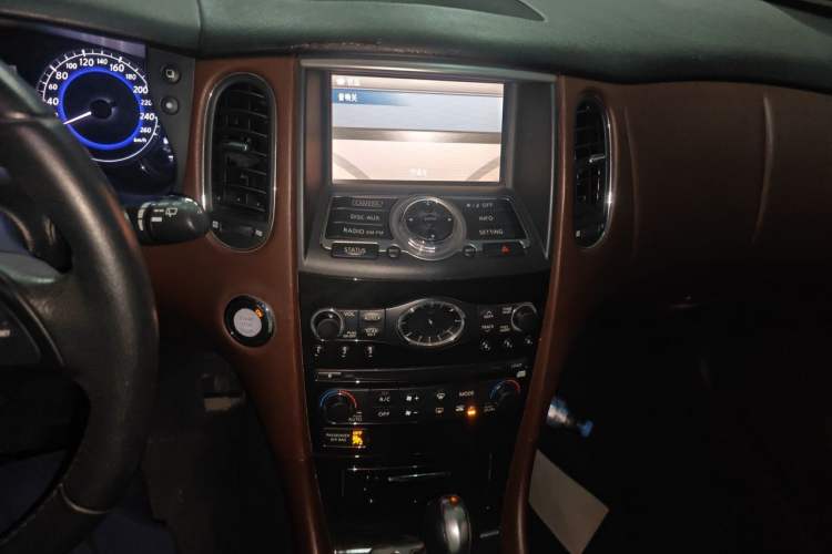 Used Infiniti EX 2011 EX25 Elegant Edition Audio And AC Panel