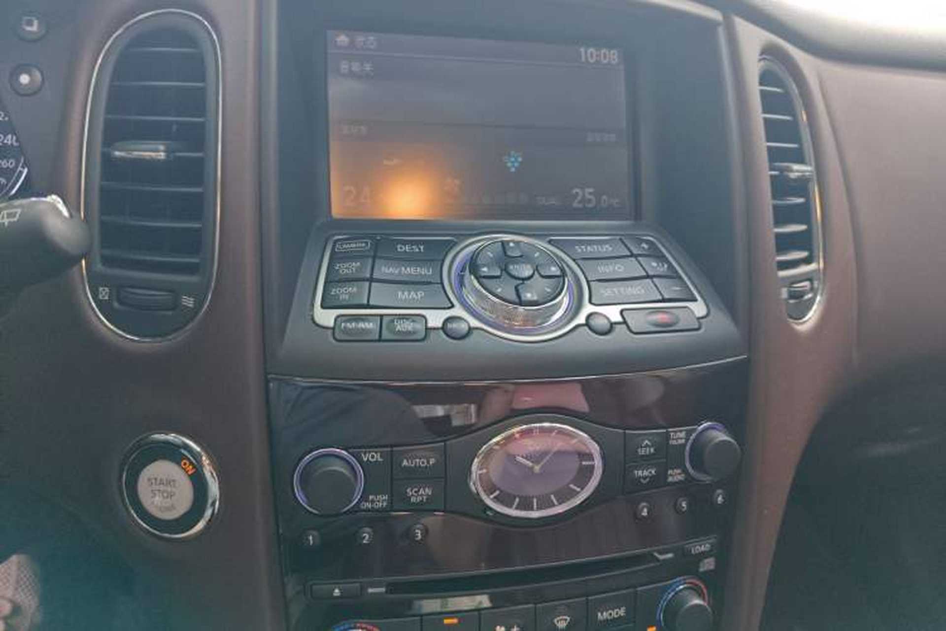 Used Infiniti EX 2011 EX25 Luxury Edition Audio And AC Panel