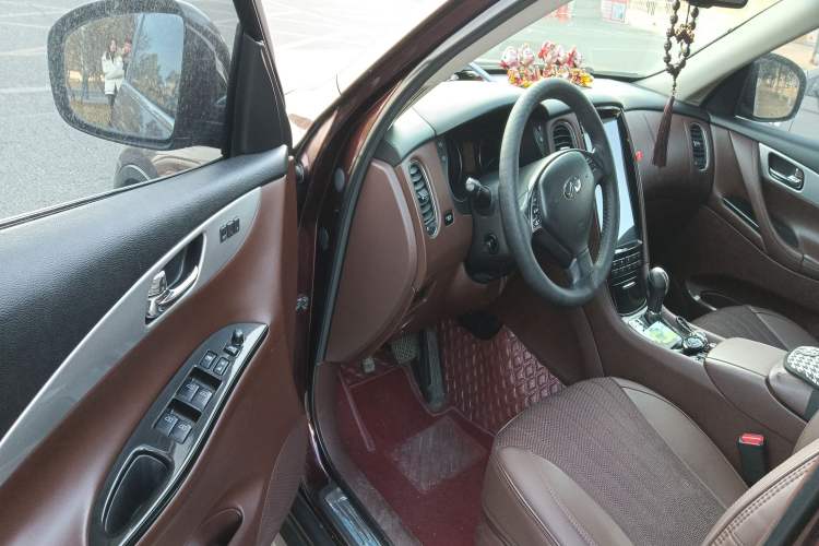 Used Infiniti EX 2011 EX25 Elegant Edition Driver Seat