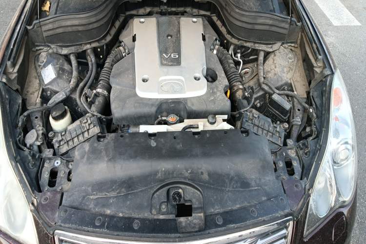 Used Infiniti EX 2011 EX25 Elegant Edition Engine Bay