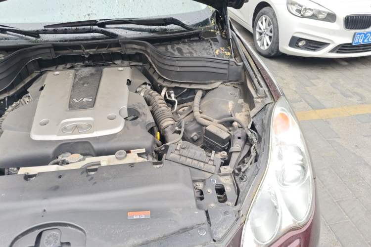 Used Infiniti EX 2011 EX25 Elegant Edition Engine Bay Left