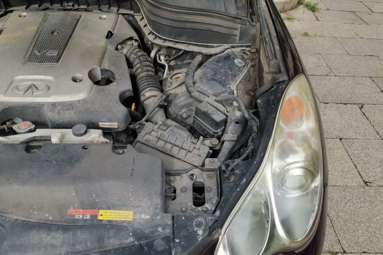 Used Infiniti EX 2011 EX25 Luxury Edition Engine Bay Left