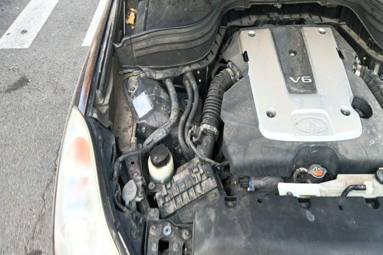 Used Infiniti EX 2011 EX25 Elegant Edition Engine Bay Right