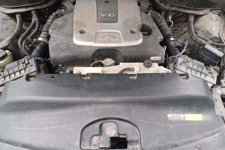 Used Infiniti EX 2011 EX25 Luxury Edition Engine Bay