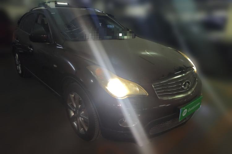 Used Infiniti EX 2011 EX25 Elegant Edition Front Right 45 Deg