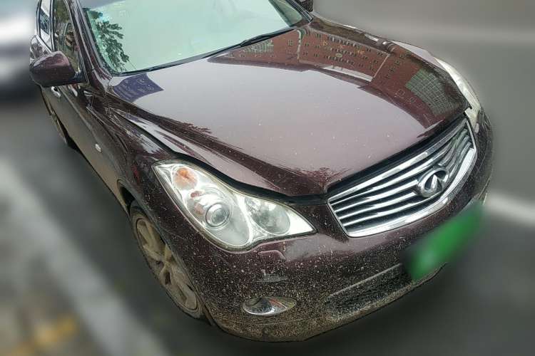 Used Infiniti EX 2011 EX25 Elegant Edition Front Right 45 Deg
