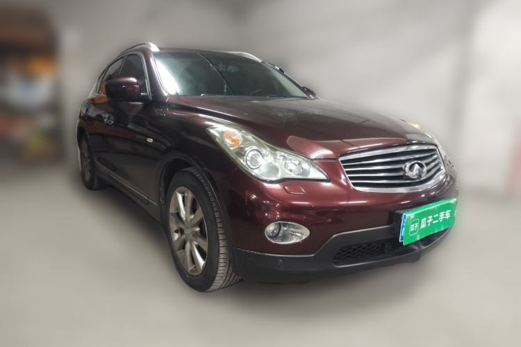 Used Infiniti EX 2011 EX25 Elegant Edition Front Right 45 Deg