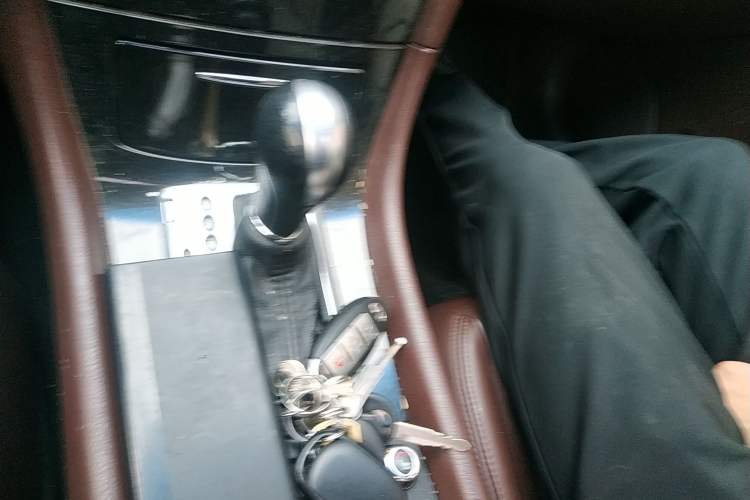 Used Infiniti EX 2011 EX25 Elegant Edition Gear Lever