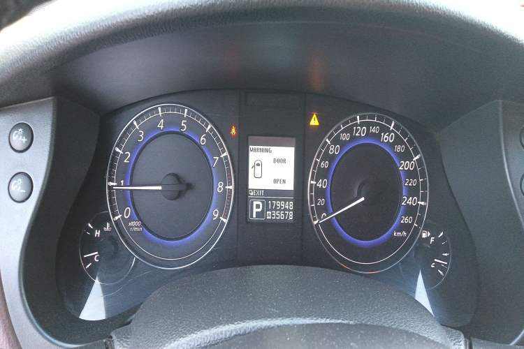 Used Infiniti EX 2011 EX25 Elegant Edition Instrument Cluster