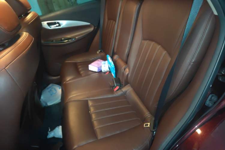 Used Infiniti EX 2011 EX25 Elegant Edition Left Rear Seat