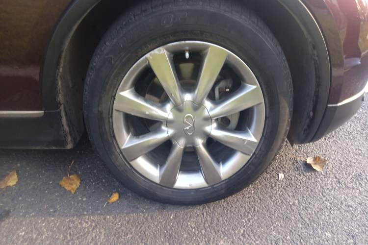 Used Infiniti EX 2011 EX25 Elegant Edition Right Front Wheel Hub