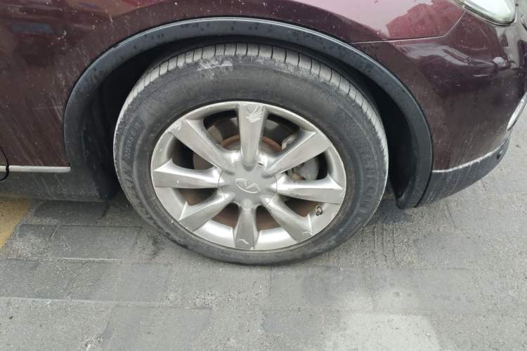 Used Infiniti EX 2011 EX25 Elegant Edition Right Front Wheel Hub