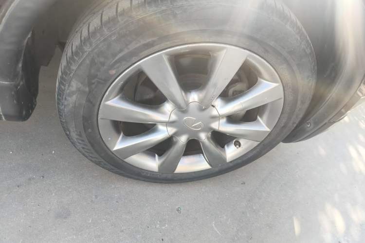 Used Infiniti EX 2011 EX25 Elegant Edition Right Front Wheel Hub