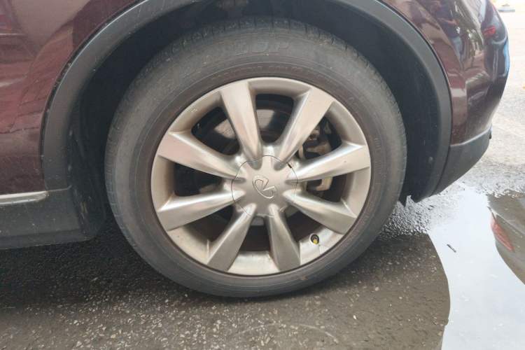 Used Infiniti EX 2011 EX25 Elegant Edition Right Front Wheel Hub
