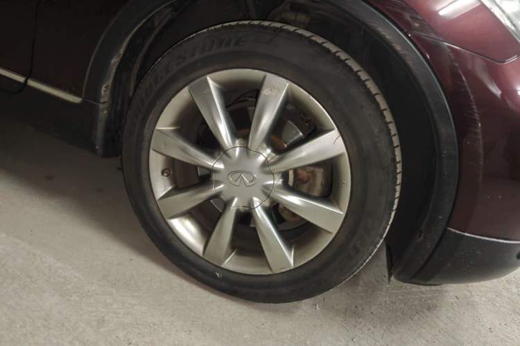 Used Infiniti EX 2011 EX25 Elegant Edition Right Front Wheel Hub