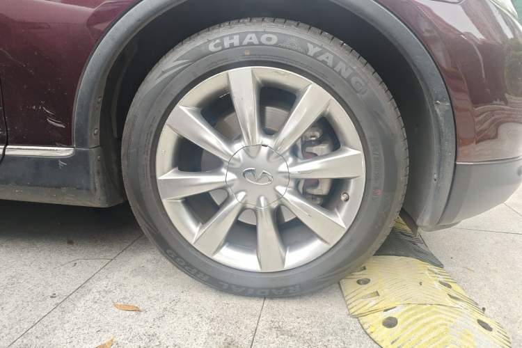 Used Infiniti EX 2011 EX25 Elegant Edition Right Front Wheel Hub